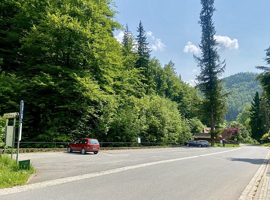 Parkingi